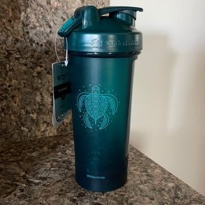 Turtle Special Edition Blender Bottle